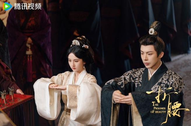 0万刘宇宁身价是《藏海传》肖战三分之一ky开元棋牌《折腰》宋祖儿片酬200(图3)