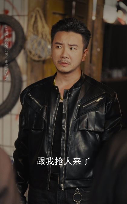 赞：民族品牌热血逆袭看小车轮如何撬动大时代？开元棋牌国庆必看！精品短剧《铁骑逐风》持续获(图7)